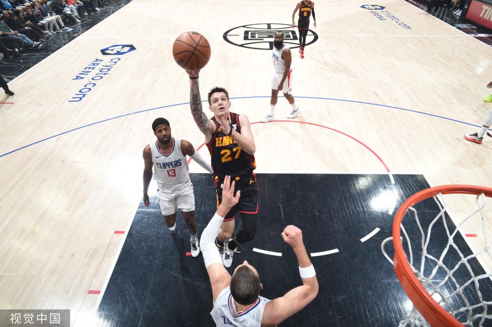 其中一名球 其中一名球