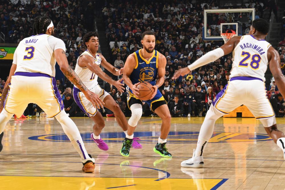 帮助球队稳 帮助球队稳