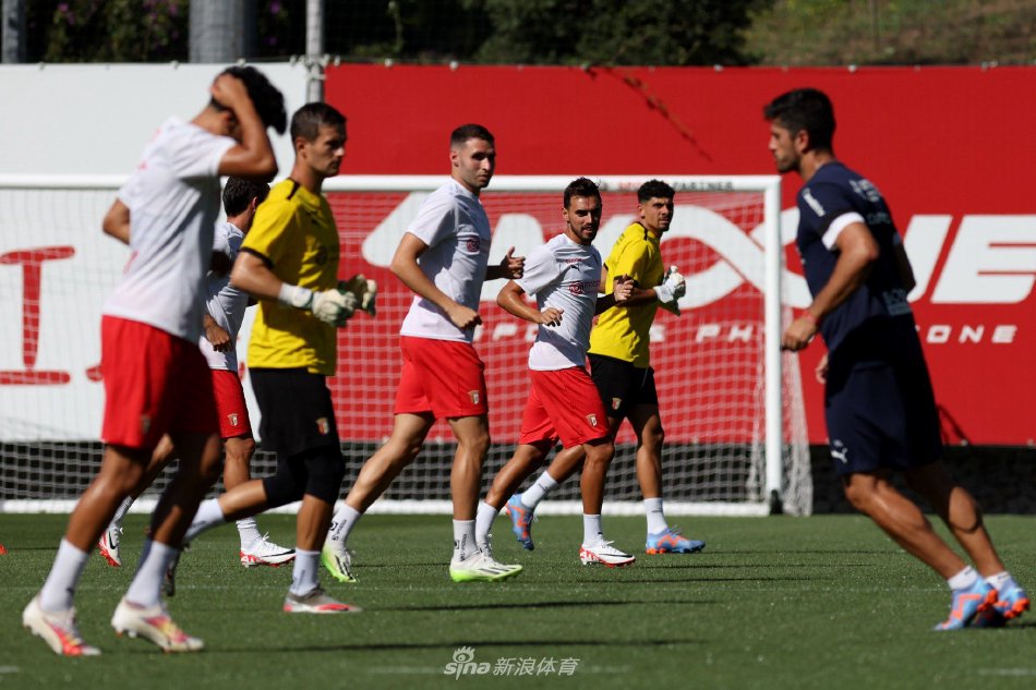 霸主地位 霸主地位