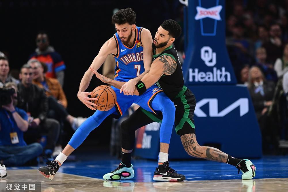 使得本届中 使得本届中